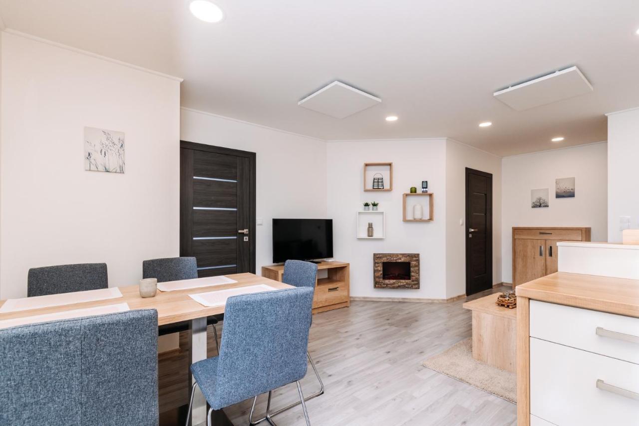 Apartment Hugo Klinovec Loučná pod Klínovcem Екстериор снимка