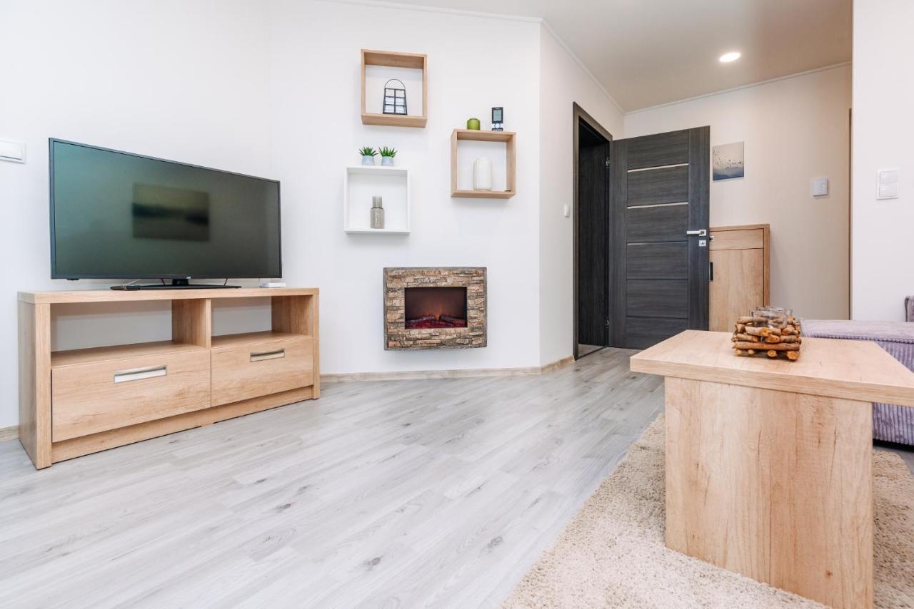 Apartment Hugo Klinovec Loučná pod Klínovcem Екстериор снимка